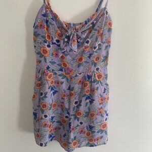 Yumi Kim Lavendar Floral Front-Tie Strappy Romper W/ Pockets Sz S